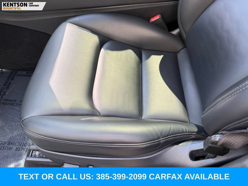 Used 2023 Tesla Model Y Long Range AWD/4WD image 27
