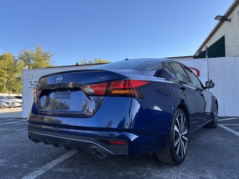 Used 2021 Nissan Altima 2.5 SR image 6