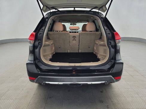 Used 2017 Nissan Rogue SV image 29