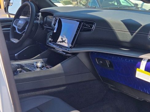 New 2025 Jeep Wagoneer Series II w/ Convenience Group I image 7