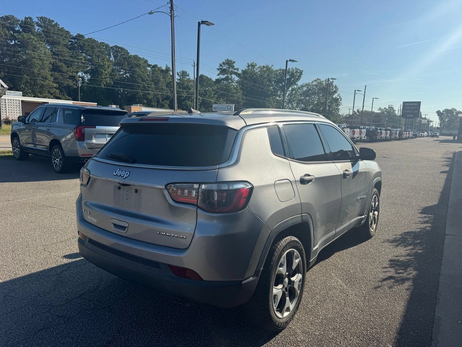 Used 2021 Jeep Compass Limited AWD/4WD image 9