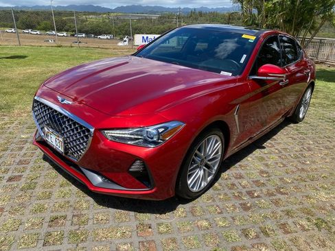 Used 2021 Genesis G70 2.0T w/ Elite Package RWD image 3