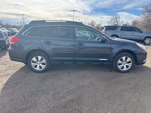 Used 2012 Subaru Outback 3.6R Limited w/ Moonroof Pkg image 6
