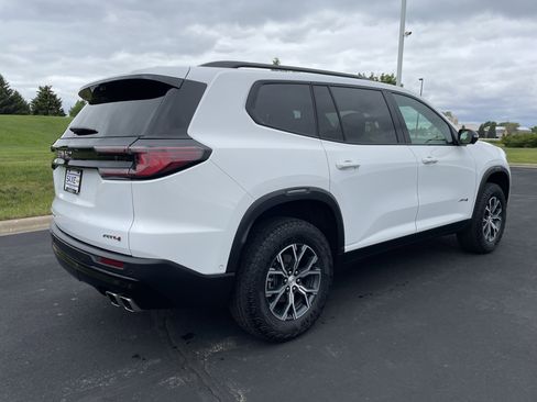 Used 2024 GMC Acadia AT4 w/ Super Cruise Package AWD/4WD image 5