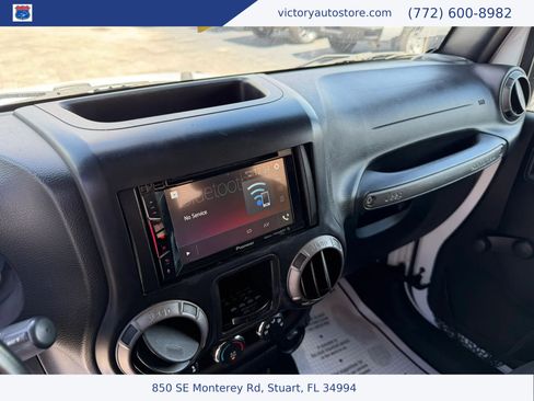 Used 2017 Jeep Wrangler Sport w/ Quick Order Package 24S AWD/4WD image 25