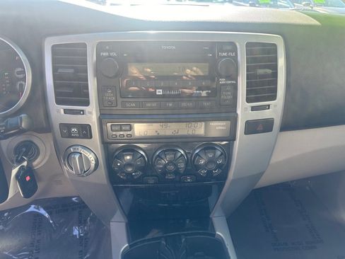 Used 2006 Toyota 4Runner Limited AWD/4WD image 14