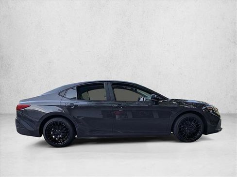 Used 2025 Toyota Camry LE FWD image 3