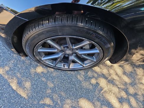 Used 2022 Tesla Model 3 Long Range AWD/4WD image 3