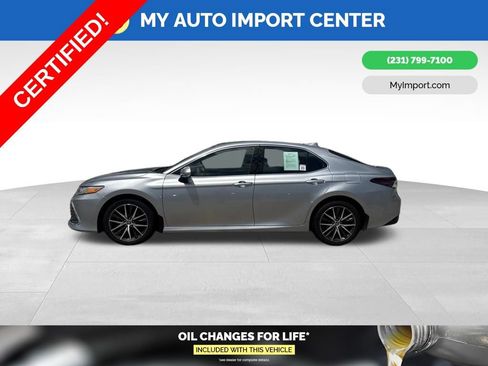 Certified 2023 Toyota Camry XLE w/ Cold Weather Package FWD image 4