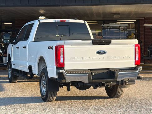 Used 2024 Ford F250 XL w/ XL Chrome Package image 6