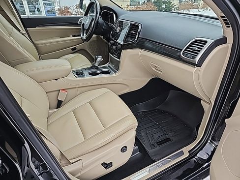 Certified 2020 Jeep Grand Cherokee Limited w/ Premium Lighting Group image 29