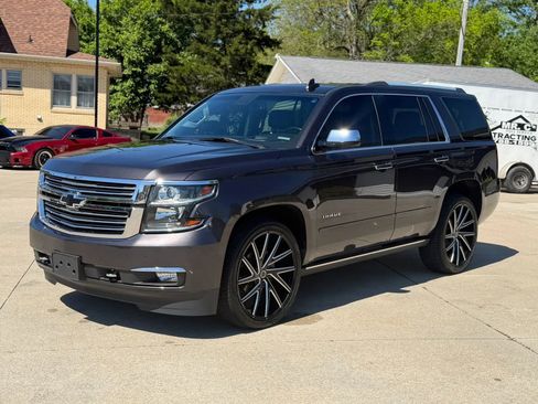 Used 2018 Chevrolet Tahoe Premier AWD/4WD image 4