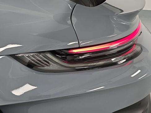 Certified 2025 Porsche 911 GT3 RS RWD image 29