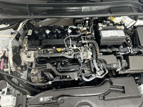 Used 2025 Toyota Corolla LE FWD image 31