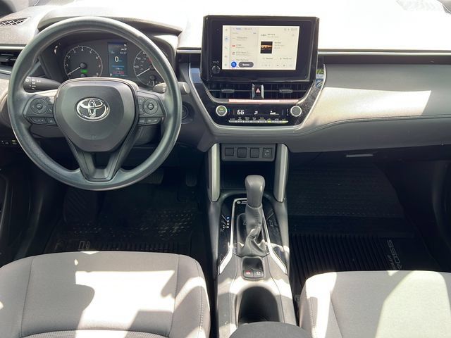 Used 2024 Toyota Corolla Cross AWD Hybrid image 11