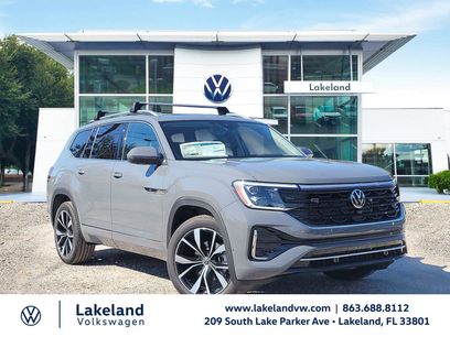 New 2026 Volkswagen Atlas SEL Premium R-Line