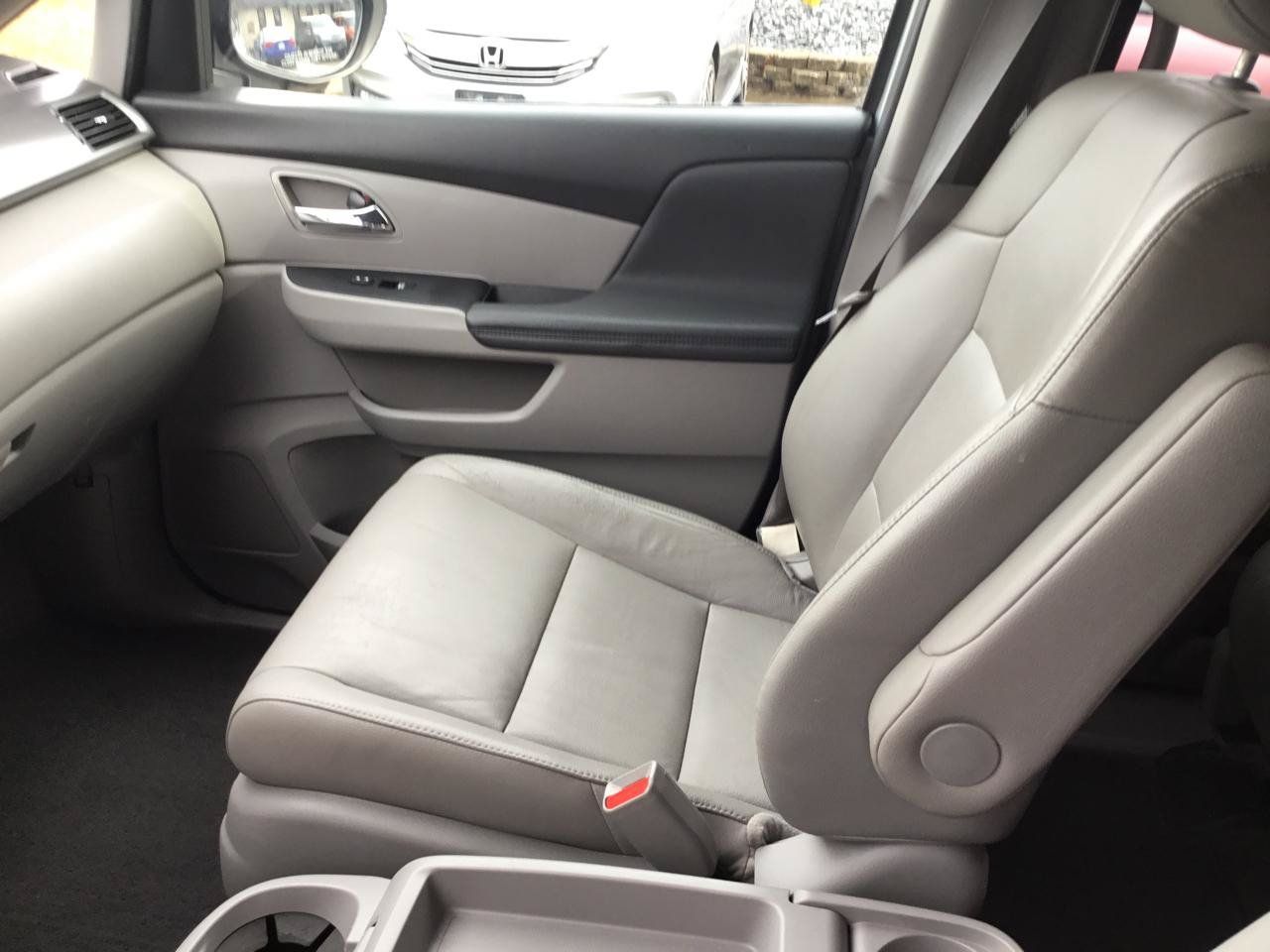 Used 2014 Honda Odyssey EX-L image 16