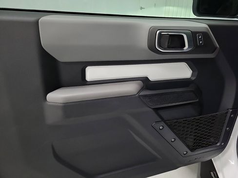 Used 2022 Ford Bronco Big Bend image 12