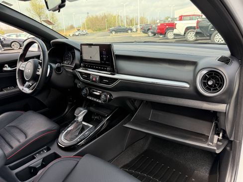 Used 2023 Kia Forte GT w/ GT2 Package image 13