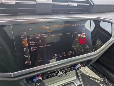 New 2025 Audi Q3 2.0T Premium image 12