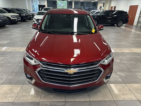 Used 2021 Chevrolet Traverse LT FWD image 16