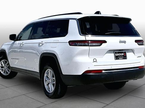 Used 2025 Jeep Grand Cherokee L Laredo RWD image 12