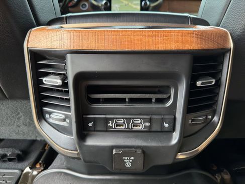 Used 2019 RAM 2500 Limited AWD/4WD image 32