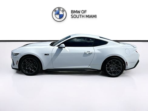 Used 2024 Ford Mustang GT Premium RWD image 4