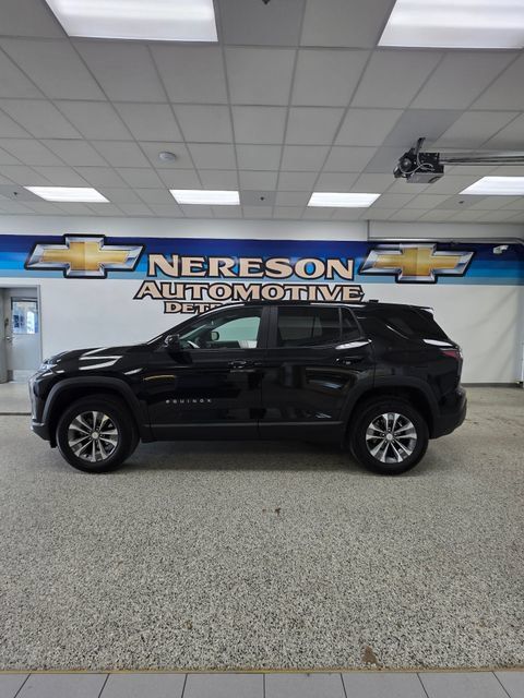 Used 2026 Chevrolet Equinox LT w/ Convenience Package II AWD/4WD image 4