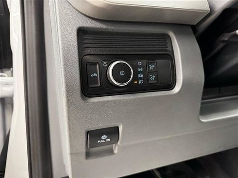 Used 2023 Ford F250 XL w/ XL Chrome Package RWD image 12