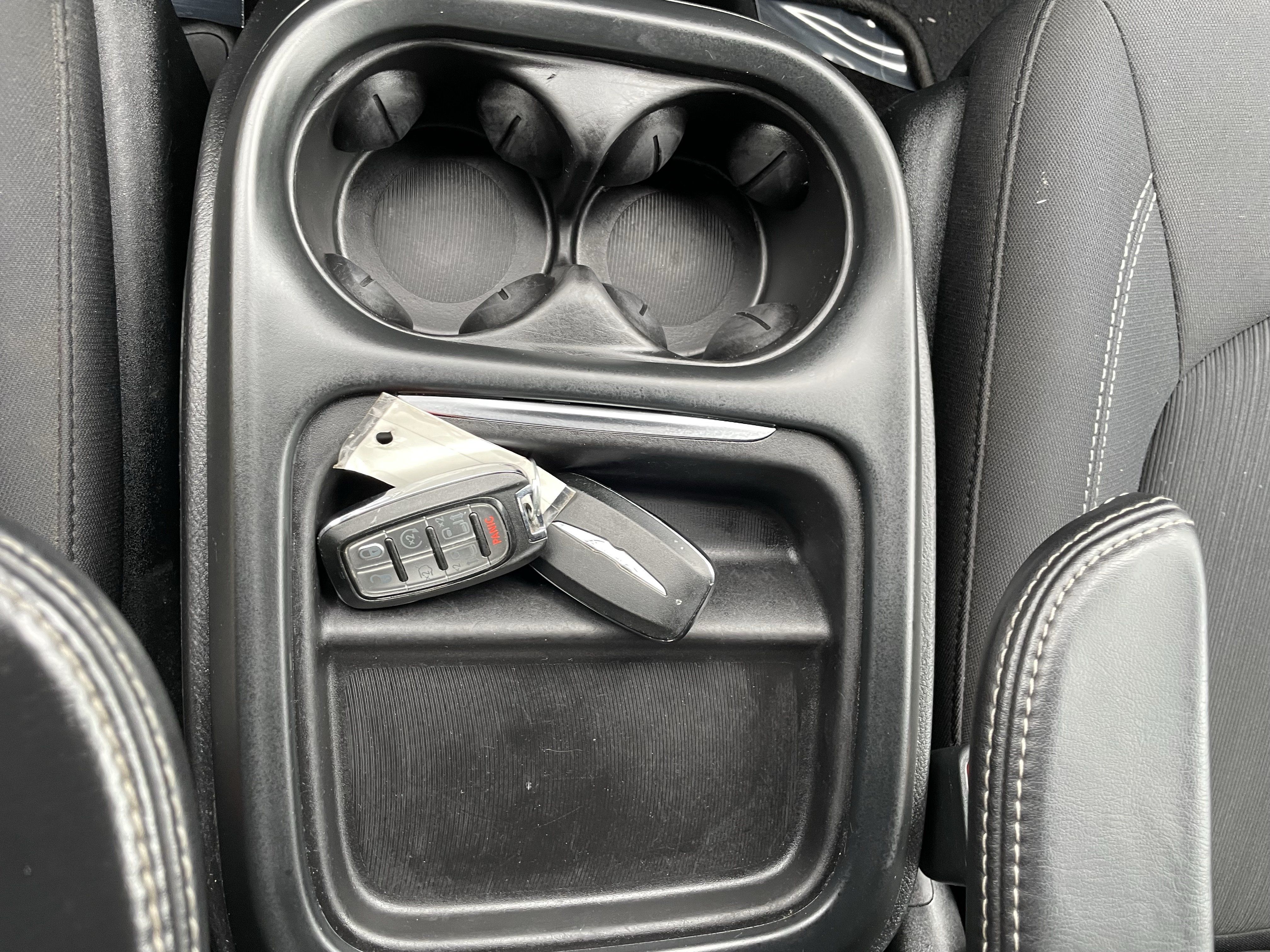 Used 2018 Chrysler Pacifica Touring Plus w/ S Appearance Package FWD image 23