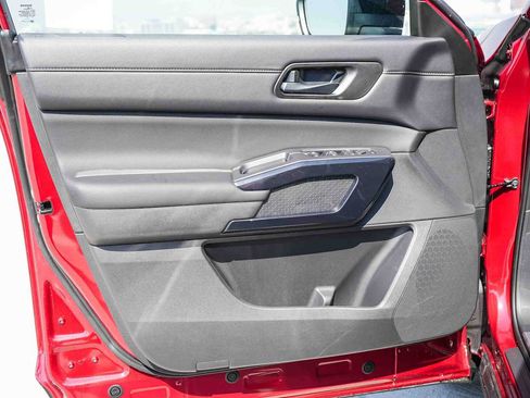 New 2026 Nissan Pathfinder SV AWD/4WD image 25