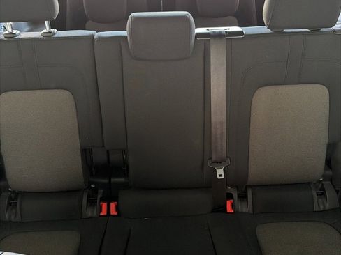 Used 2020 Ford Transit Connect XL image 39