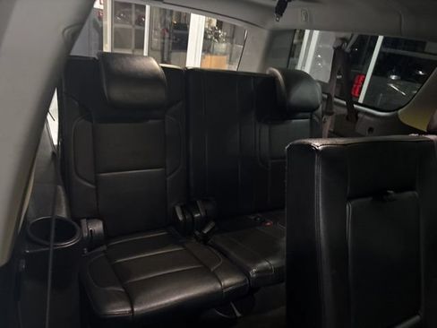 Used 2017 Chevrolet Suburban LT AWD/4WD image 35