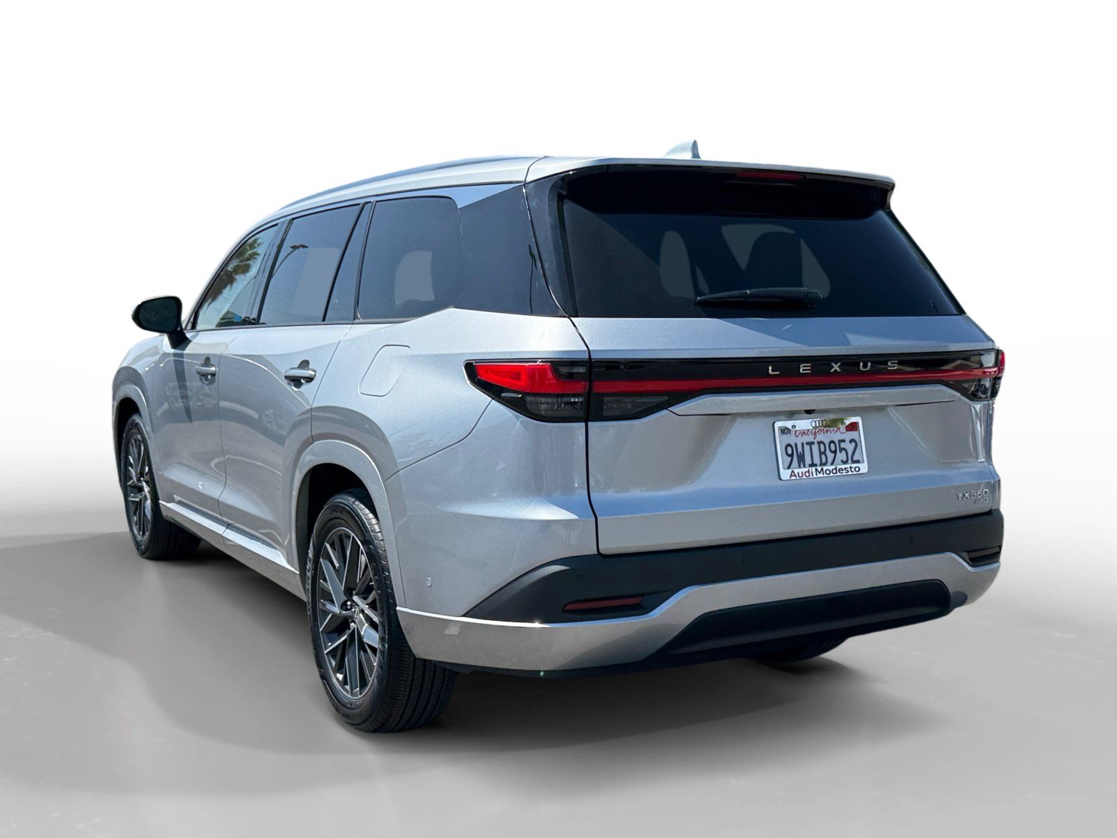 Used 2026 Lexus TX 350 AWD w/ Technology Package image 3