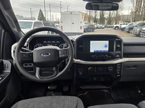 Used 2021 Ford F150 XLT image 11