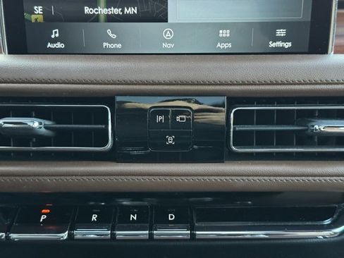 Used 2022 Lincoln Aviator Reserve w/ Elements Package Plus image 14