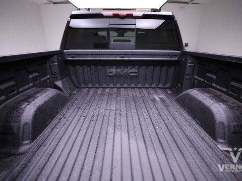 New 2026 GMC Sierra 1500 Denali w/ Technology Package image 39