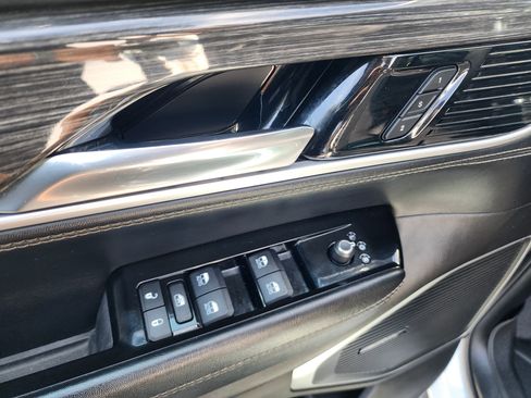 Used 2022 Jeep Wagoneer Series III image 24