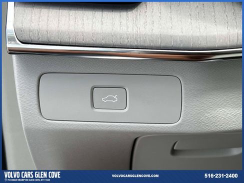 Used 2026 Volvo XC90 B6 Ultra w/ Protection Package AWD/4WD image 17