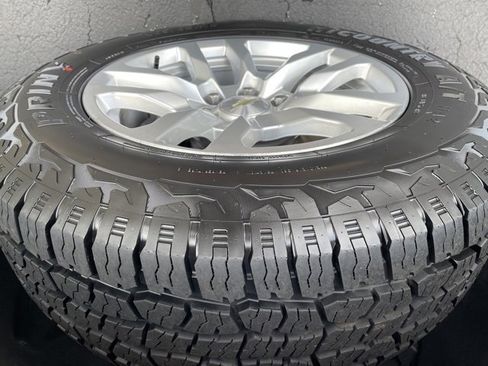 Used 2019 Chevrolet Silverado 1500 LT w/ All-Star Edition image 59