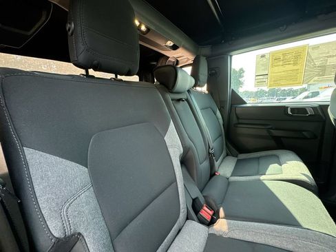 Used 2025 Ford Bronco 4-Door w/ Sasquatch Package AWD/4WD image 29