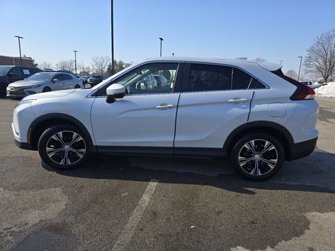 Used 2022 Mitsubishi Eclipse Cross SE image 13