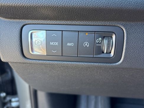 Certified 2024 Chevrolet Traverse Z71 image 13