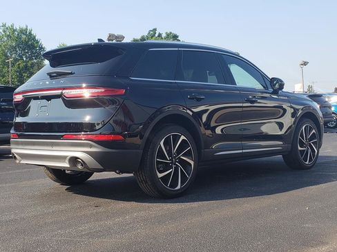 Used 2023 Lincoln Corsair Reserve w/ Equipment Group 202A image 9