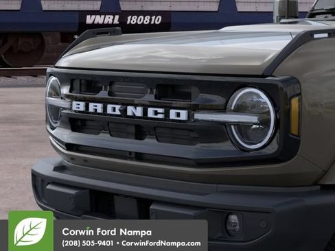 New 2026 Ford Bronco Outer Banks AWD/4WD image 19