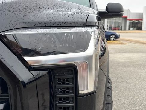 Used 2026 Toyota Tundra SR5 image 9