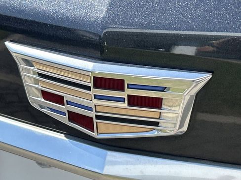 Used 2022 Cadillac XT5 Premium Luxury image 9