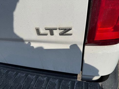 Used 2019 Chevrolet Silverado 1500 LTZ w/ LTZ Plus Package image 4