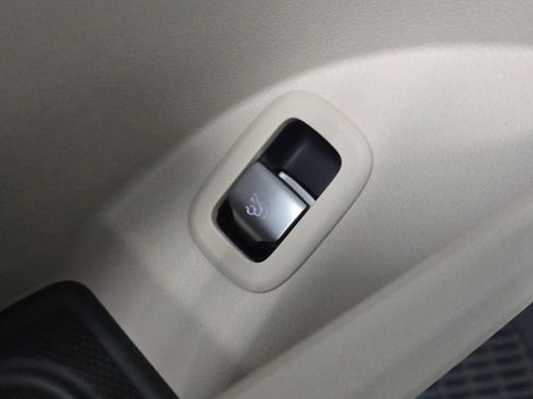 New 2026 Mercedes-Benz GLC 300 4MATIC image 34